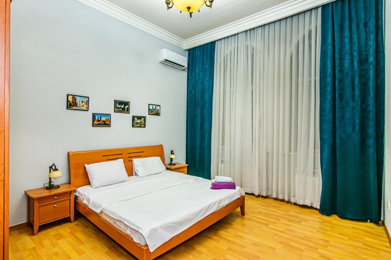 Rolls Royce Apartment Baku Luaran gambar