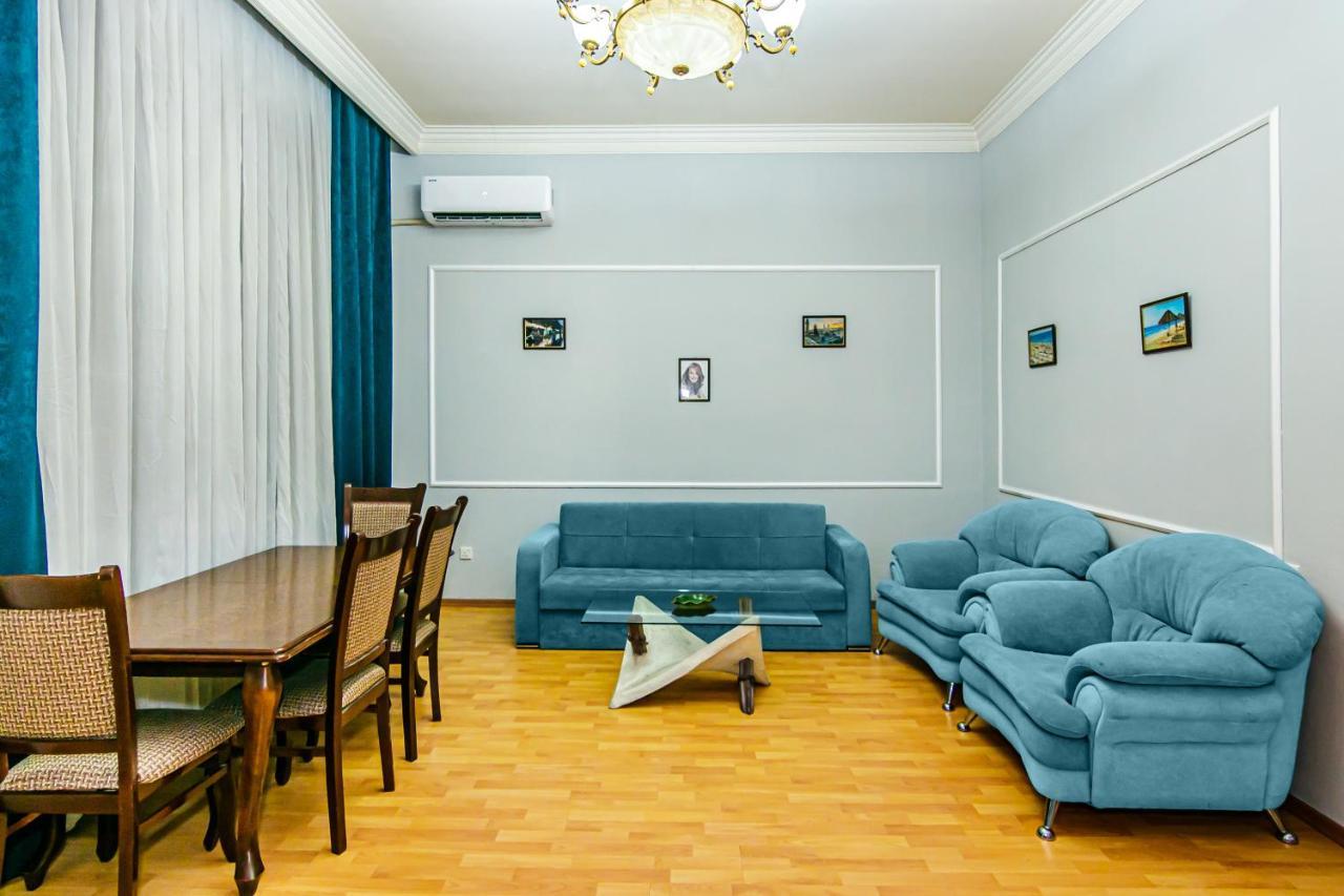 Rolls Royce Apartment Baku Luaran gambar