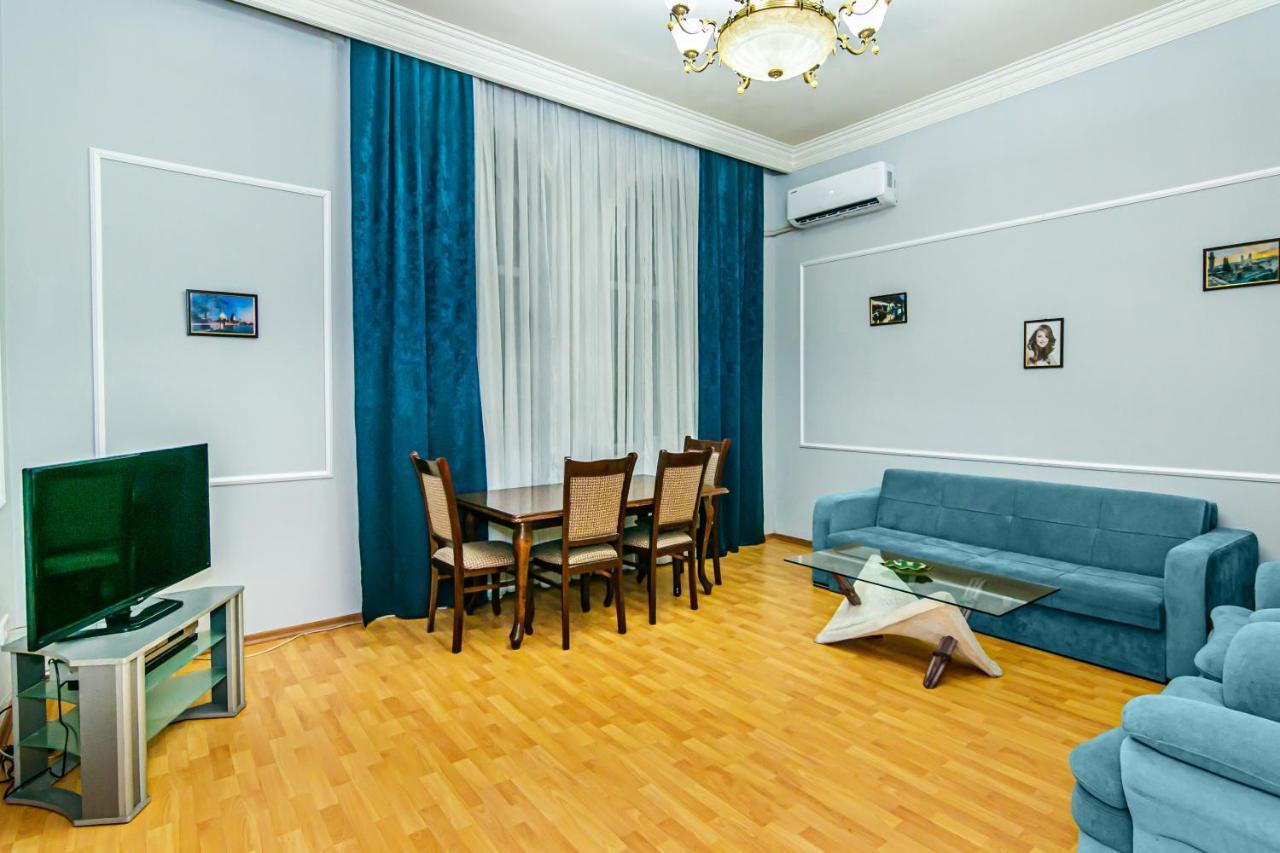 Rolls Royce Apartment Baku Luaran gambar